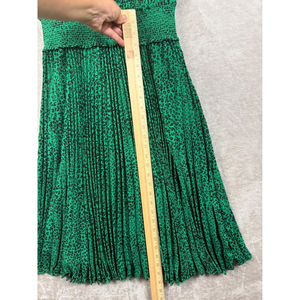 Nanette Lepore Green Leopard Print Pleated Mock Neck Smocked Midi Dress Size 12 - Picture 7 of 14